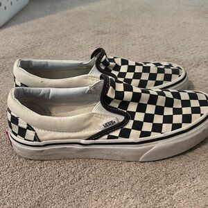 Black checkered Vans size 7